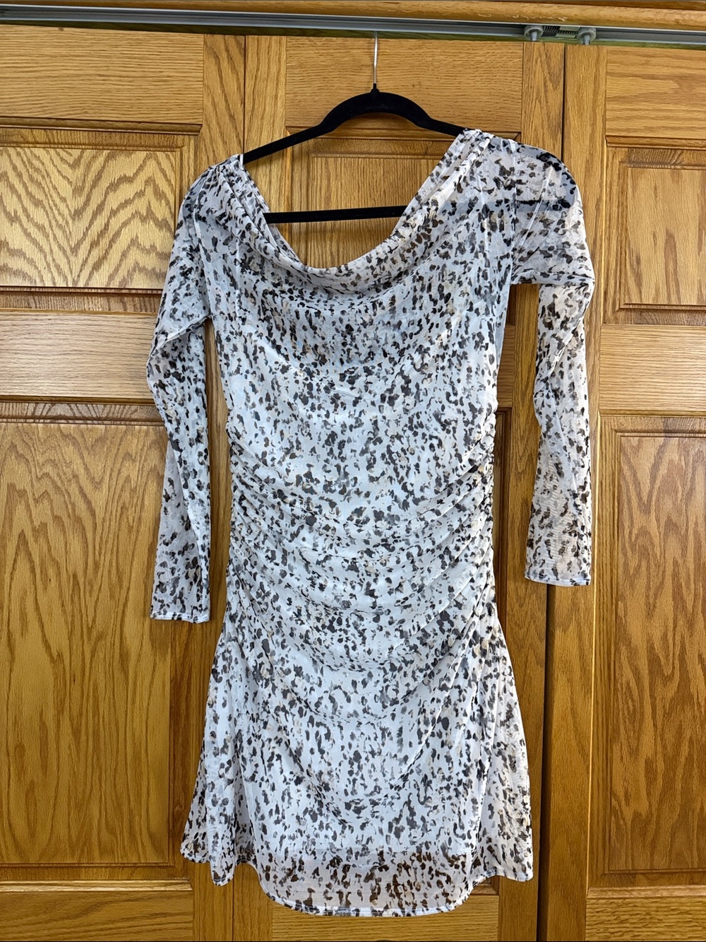 Abercrombie & Fitch White Dress with Brown Speckle Cowl Neck Long Sleeve